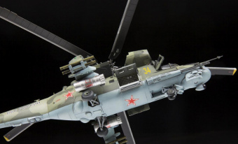 Конструктор Звезда Советский Ударный Вертолет Ми-24П 1:72 267дет 29.8см