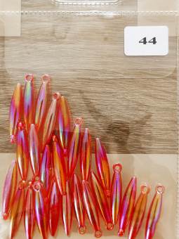 Бусины пластик оранжевые радужные №44